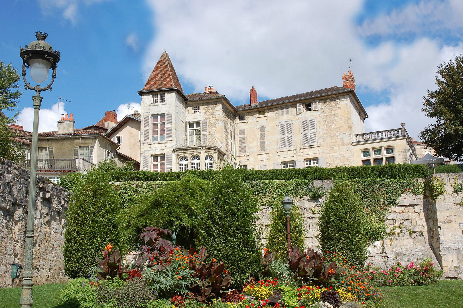 Réservez Le Secret de St Cyprien *** en Dordogne via Dordognemaison.com